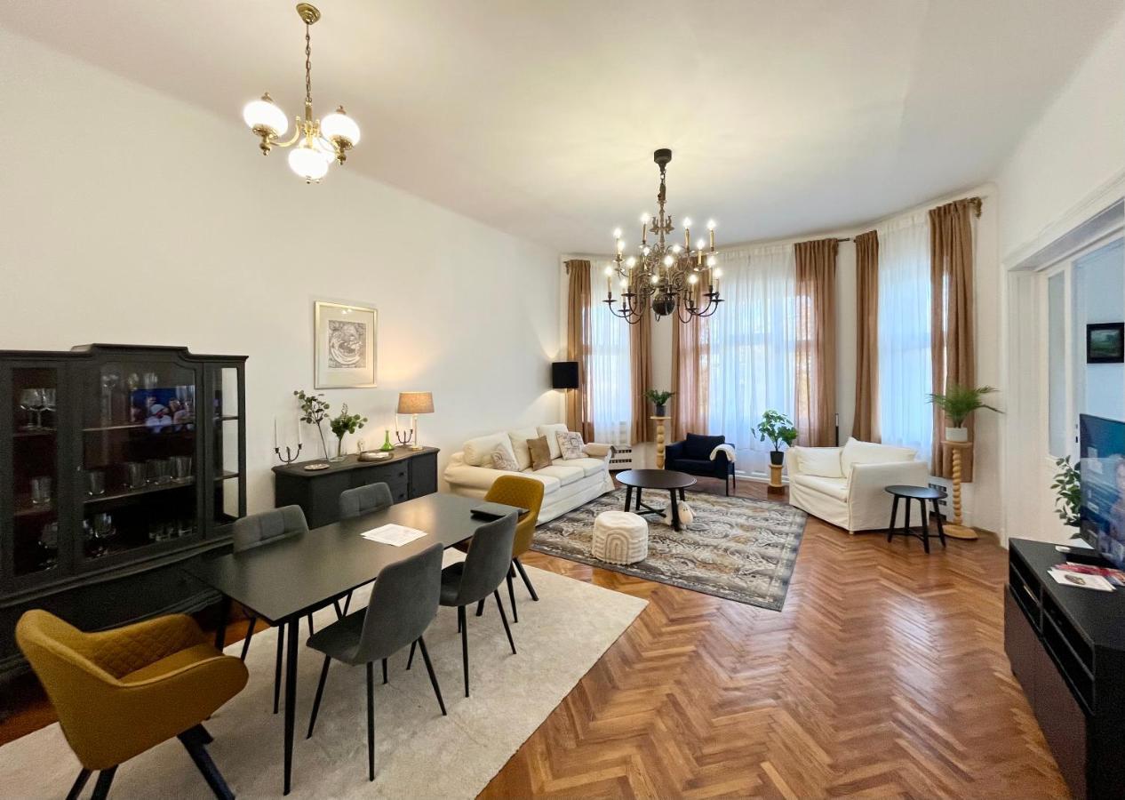 Hillside Luxury Residence Budapest With Free Garage 外观 照片